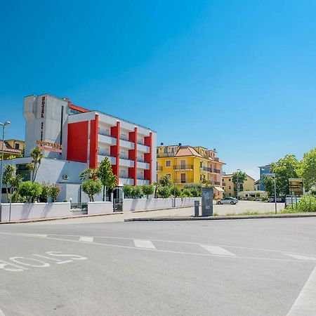 Hotel Del Cavaliere Monteprandone Luaran gambar