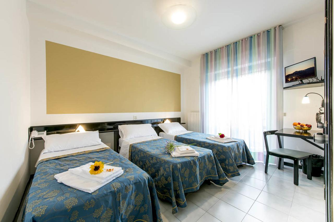 Hotel Del Cavaliere Monteprandone Luaran gambar